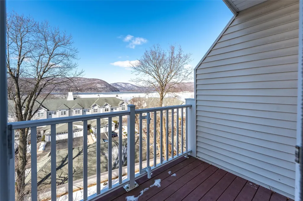 227 Highridge Court Peekskill NY 10566