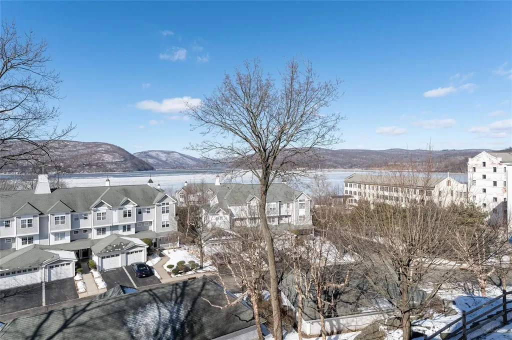 227 Highridge Court Peekskill NY 10566