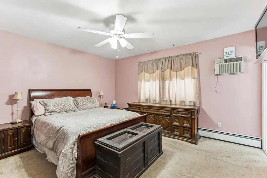12 Conklin Avenue Selden NY 11784