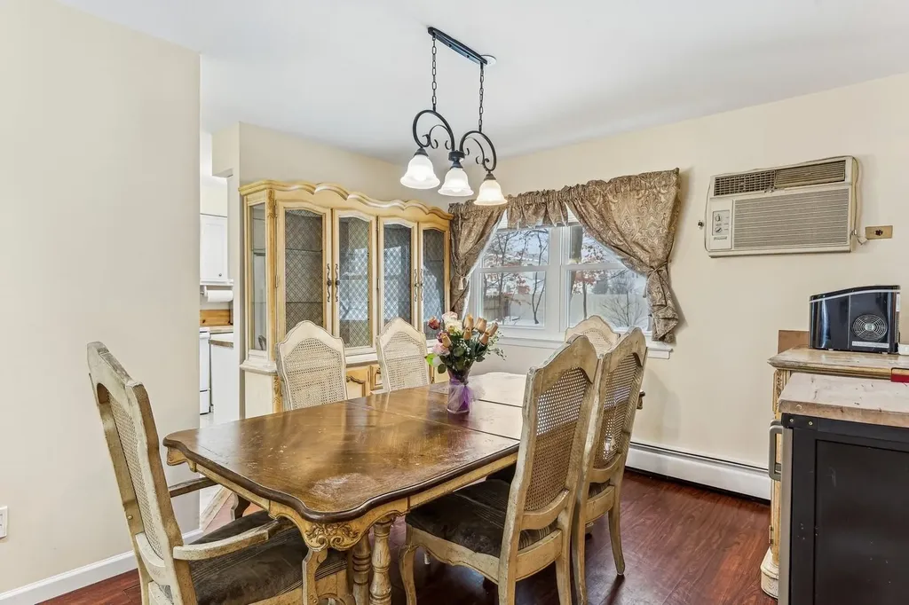 12 Conklin Avenue Selden NY 11784