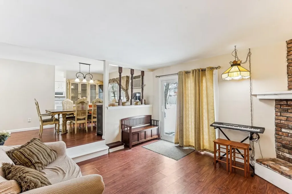 12 Conklin Avenue Selden NY 11784