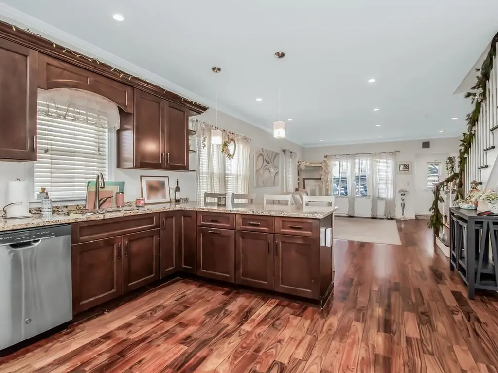 1045 Calhoun Avenue Bronx NY 10465