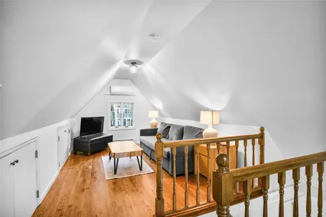 16 Lotus Road New Rochelle NY 10804