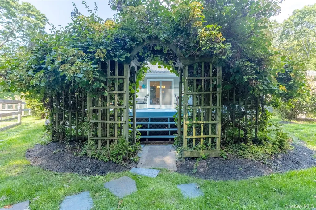485 Pine Road Southold NY 11971