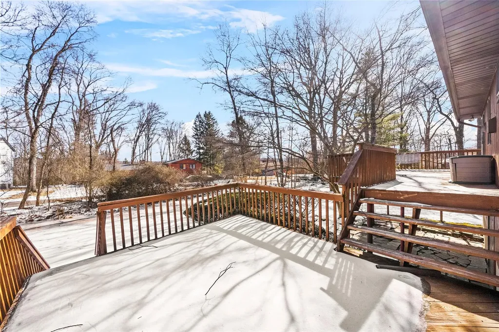 8 Heather Lane West Nyack NY 10994