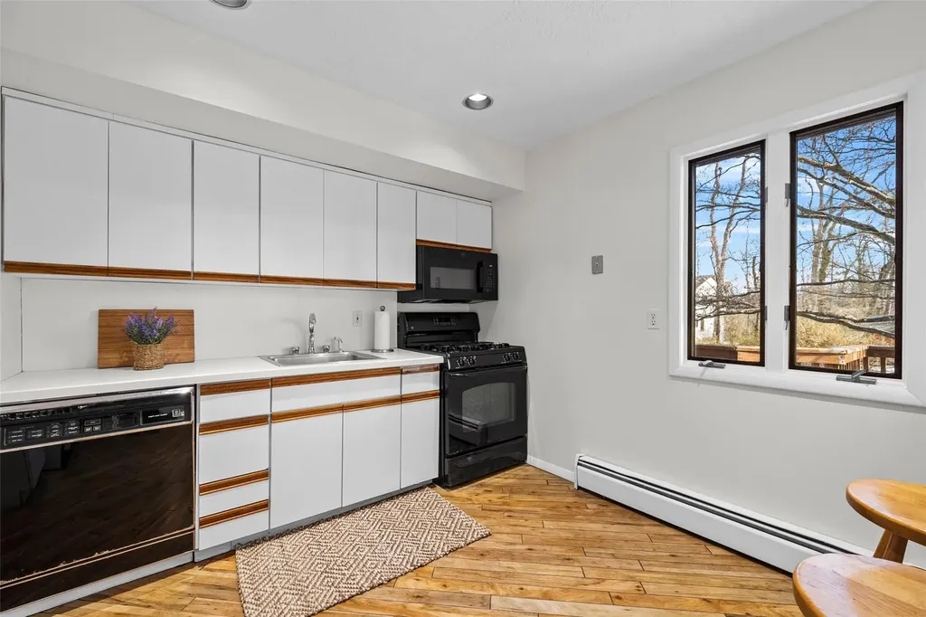 8 Heather Lane West Nyack NY 10994