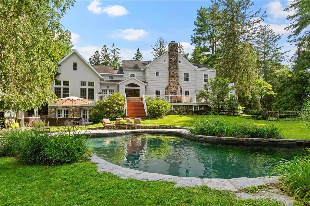 27 Sunset Drive Thornwood NY 10594