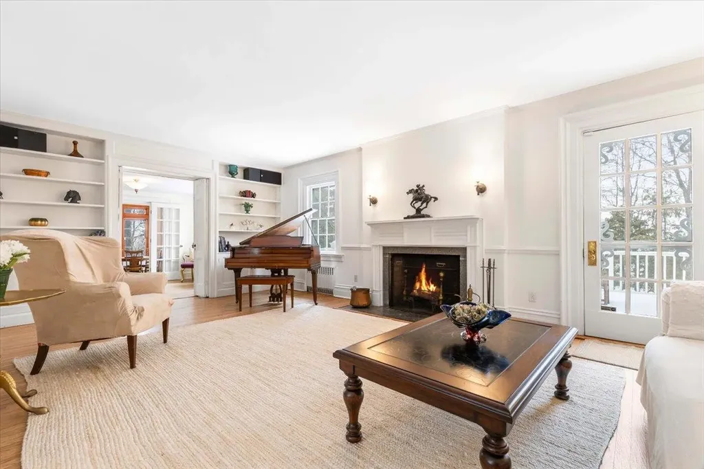 27 Sunset Drive Thornwood NY 10594