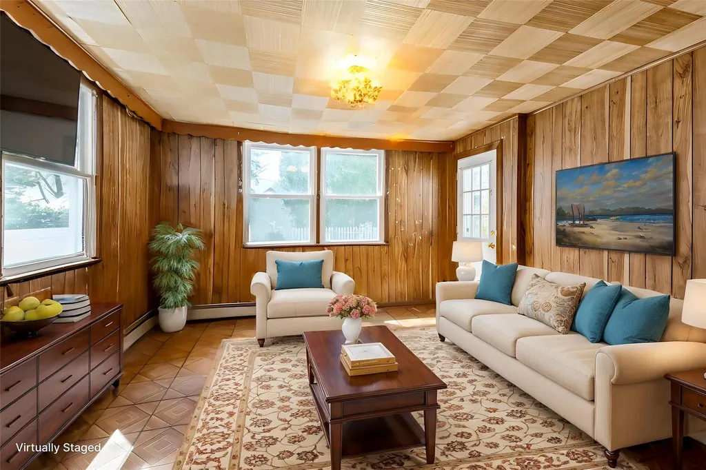 379 Rolling Street Malverne NY 11565