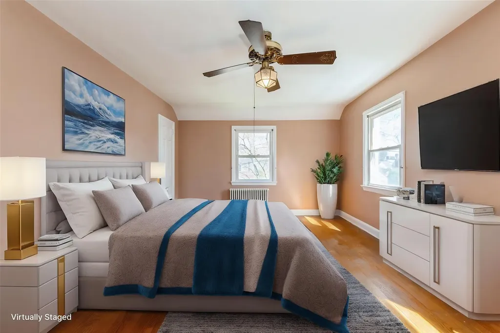 379 Rolling Street Malverne NY 11565