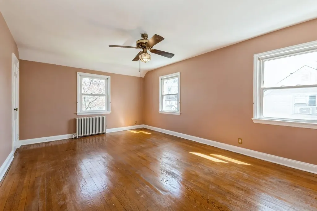 379 Rolling Street Malverne NY 11565