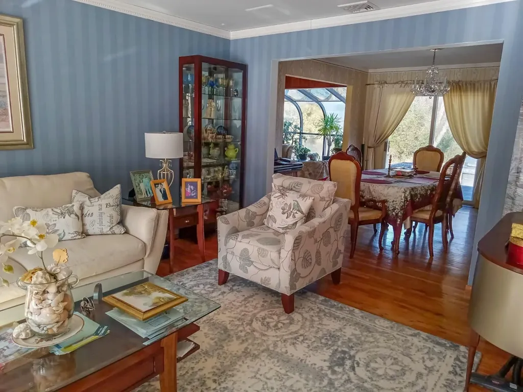 86 Highland Down Shoreham NY 11786