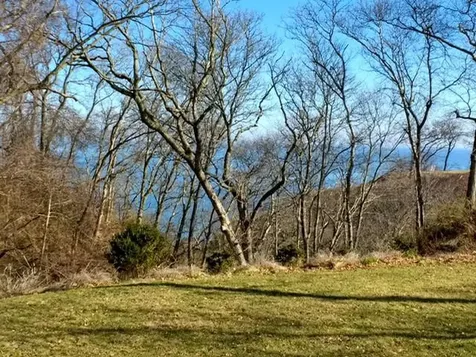 86 Highland Down Shoreham NY 11786