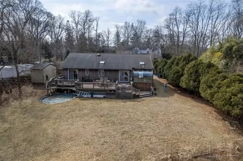 86 Highland Down Shoreham NY 11786