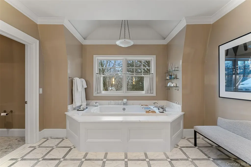 35 Eton Road Scarsdale NY 10583