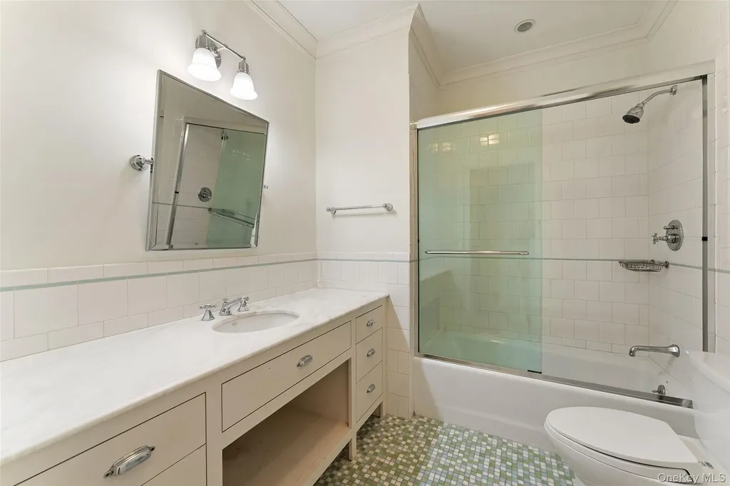35 Eton Road Scarsdale NY 10583