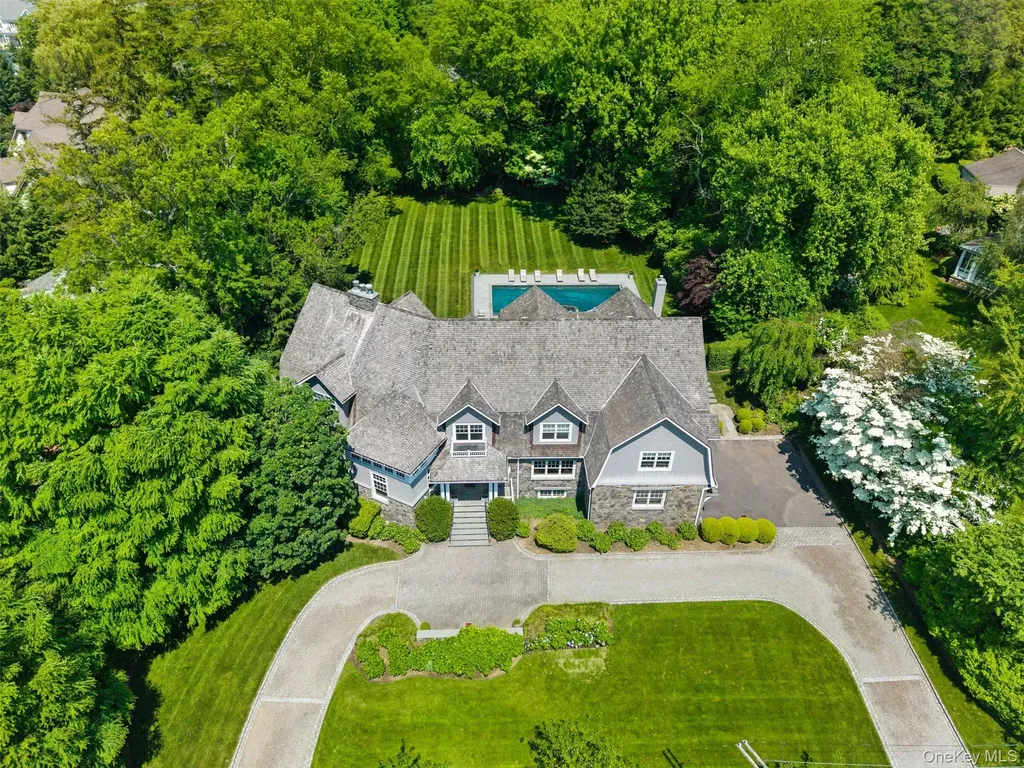 35 Eton Road Scarsdale NY 10583