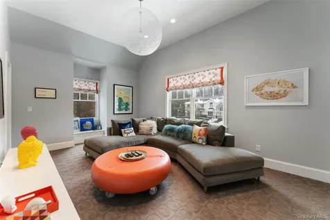 35 Eton Road Scarsdale NY 10583