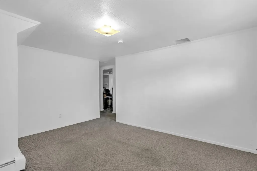 24 Farner Avenue Selden NY 11784
