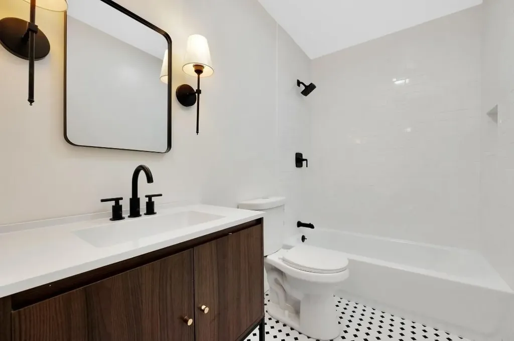 29 Walnut Street Central Islip NY 11722
