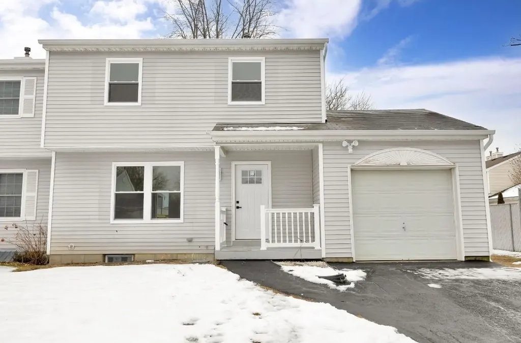 29 Walnut Street Central Islip NY 11722