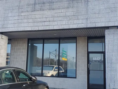 4842 Sunrise Highway Sayville NY 11782