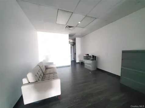 4842 Sunrise Highway Sayville NY 11782