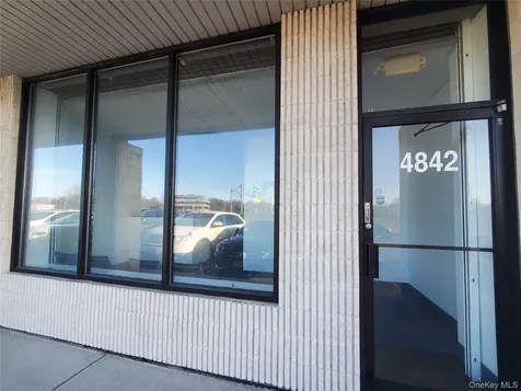 4842 Sunrise Highway Sayville NY 11782