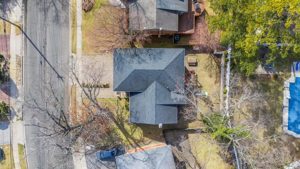 324 Hungry Harbor Road Valley Stream NY 11581