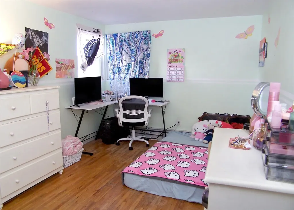 23 Willow Street Selden NY 11784