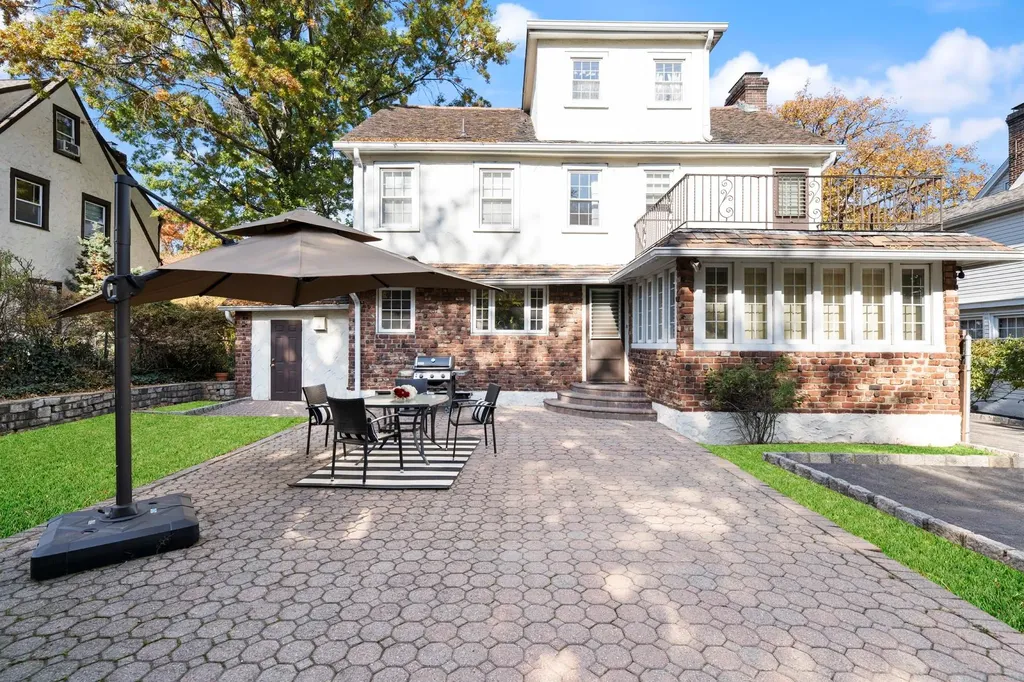 4520 Boston Post Road Pelham NY 10803