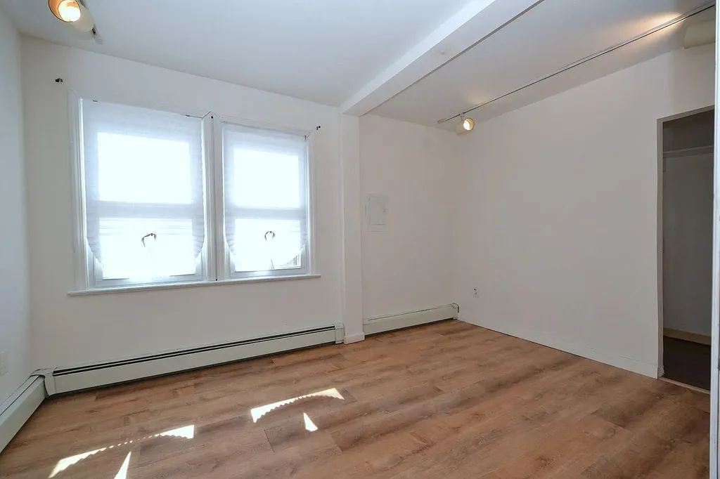 179 Lynbrook Drive Mastic Beach NY 11951