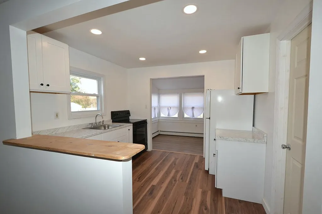 179 Lynbrook Drive Mastic Beach NY 11951
