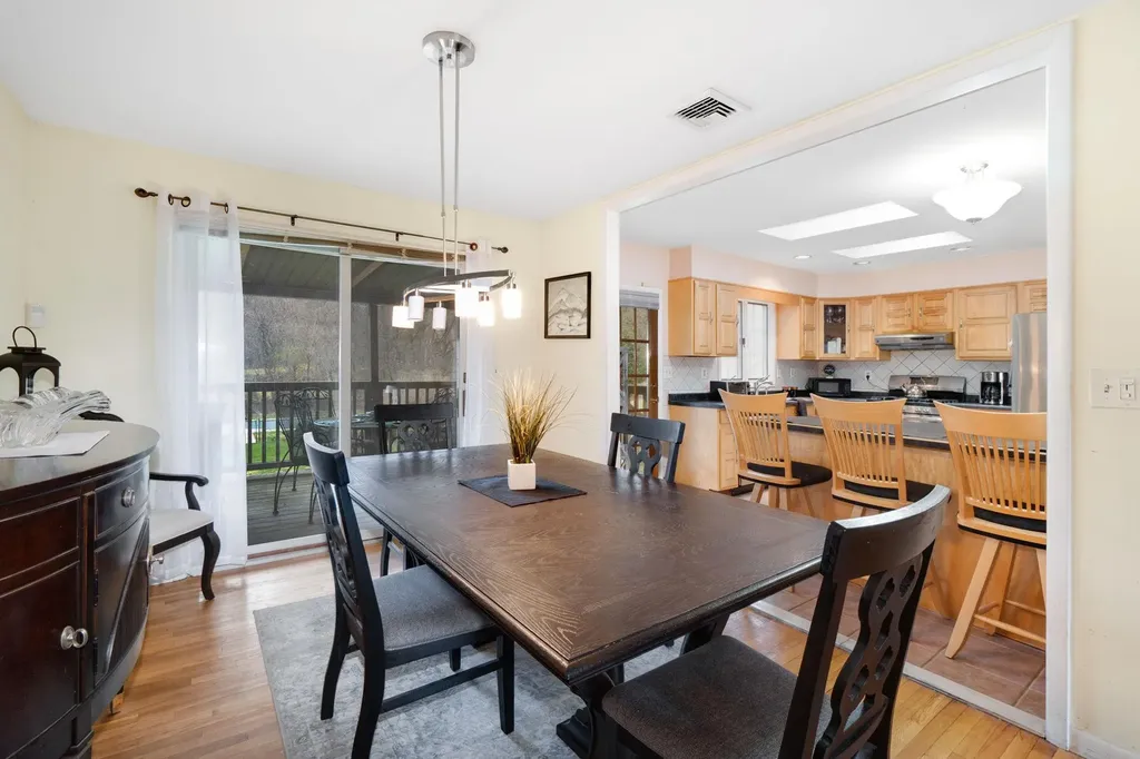 14 Ashley Lane Cold Spring NY 10516