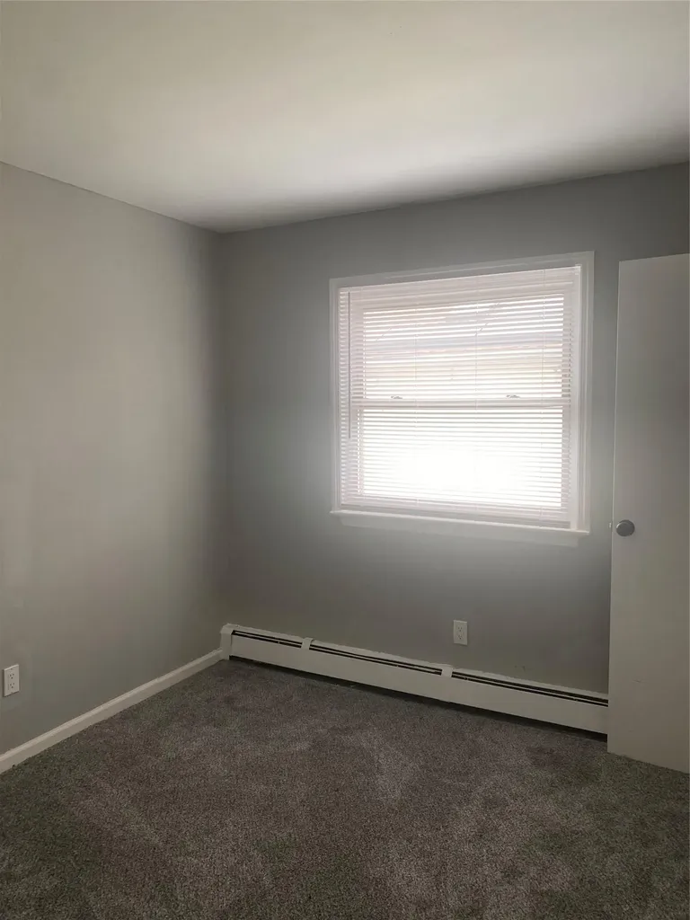 123 Lakeway Drive West Babylon NY 11704