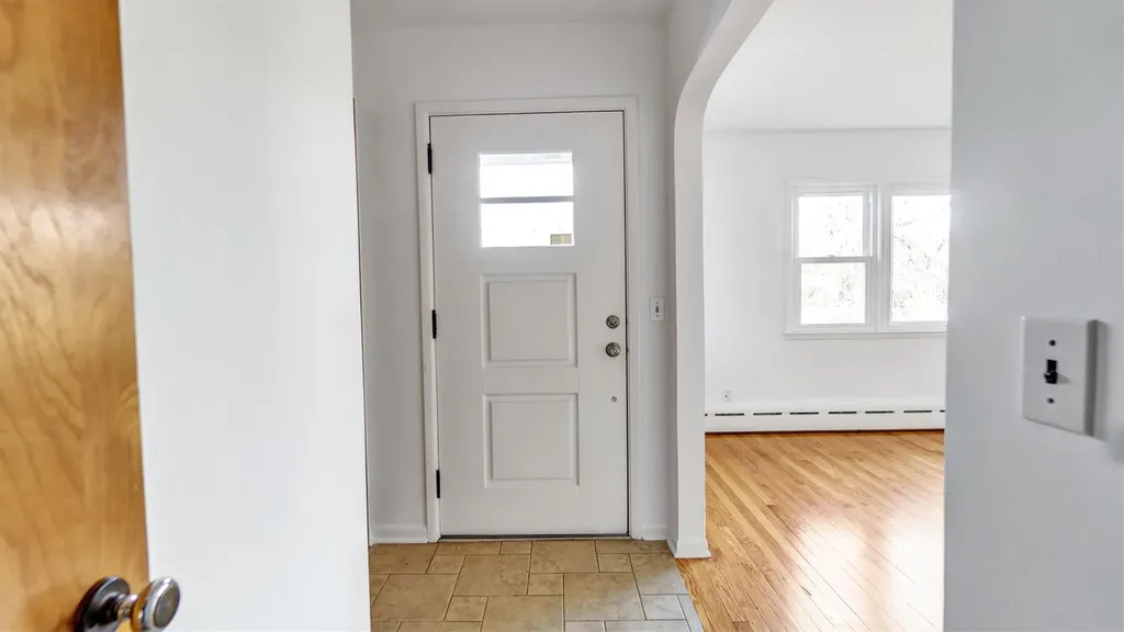 74 Sunrise Avenue Riverhead NY 11901
