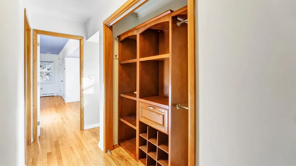 74 Sunrise Avenue Riverhead NY 11901