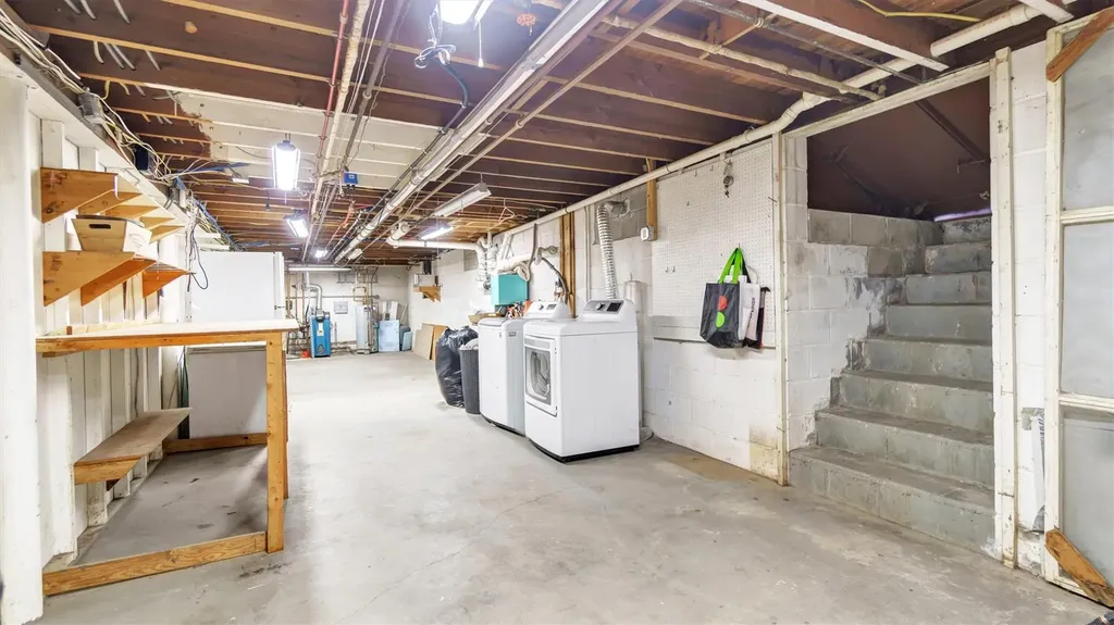 74 Sunrise Avenue Riverhead NY 11901