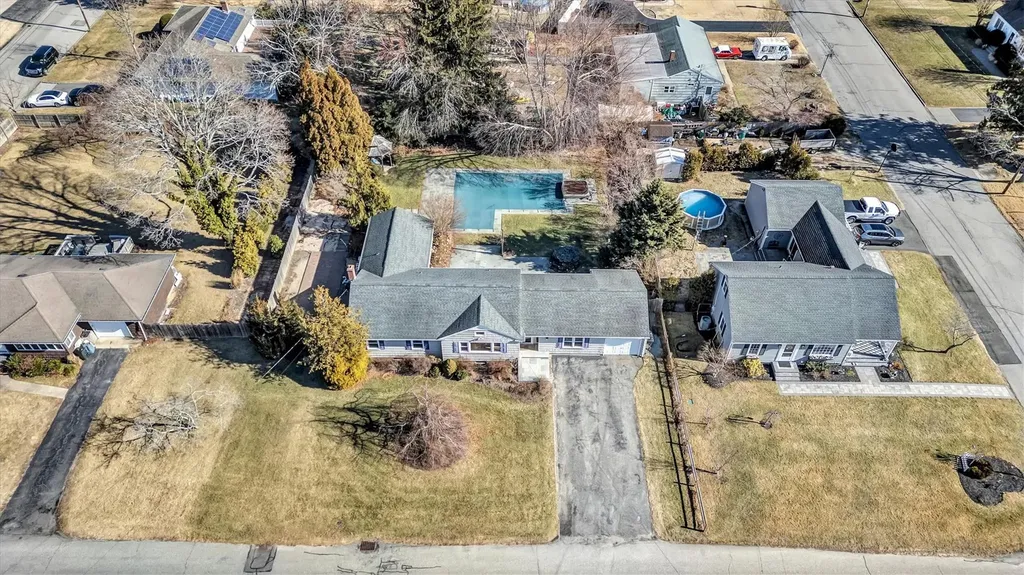 74 Sunrise Avenue Riverhead NY 11901