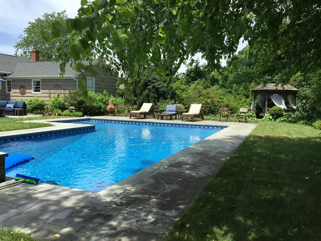 74 Sunrise Avenue Riverhead NY 11901