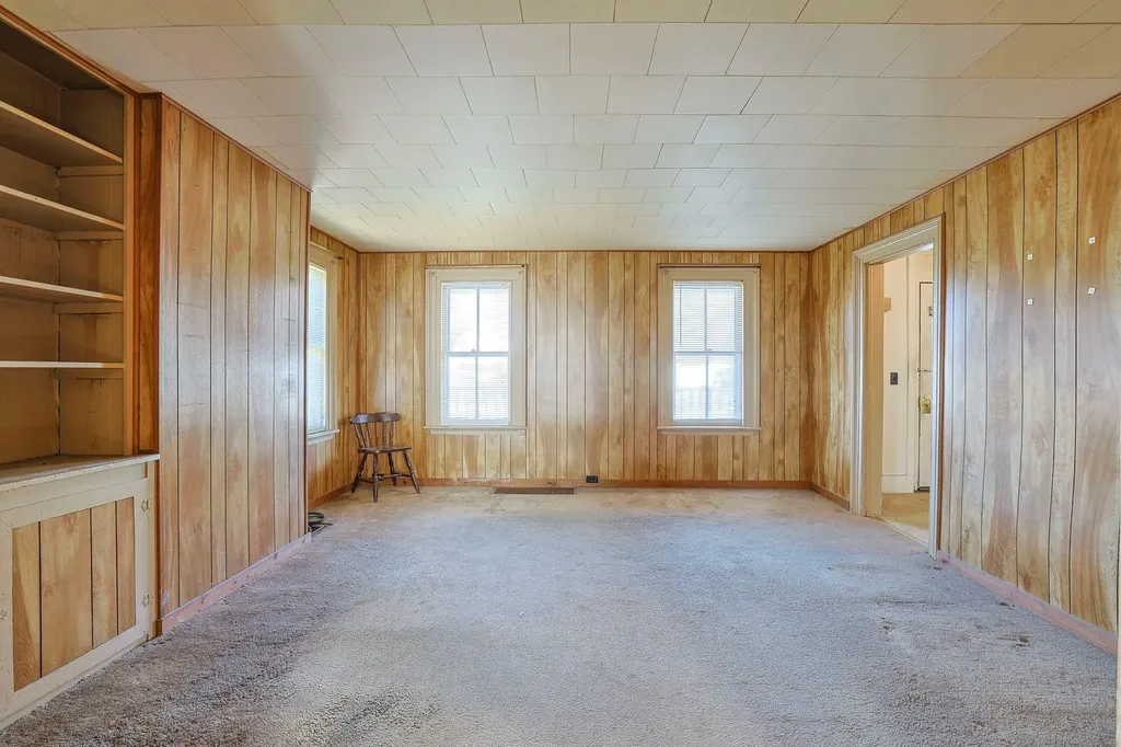 16 Myrtle Avenue Middletown NY 10940