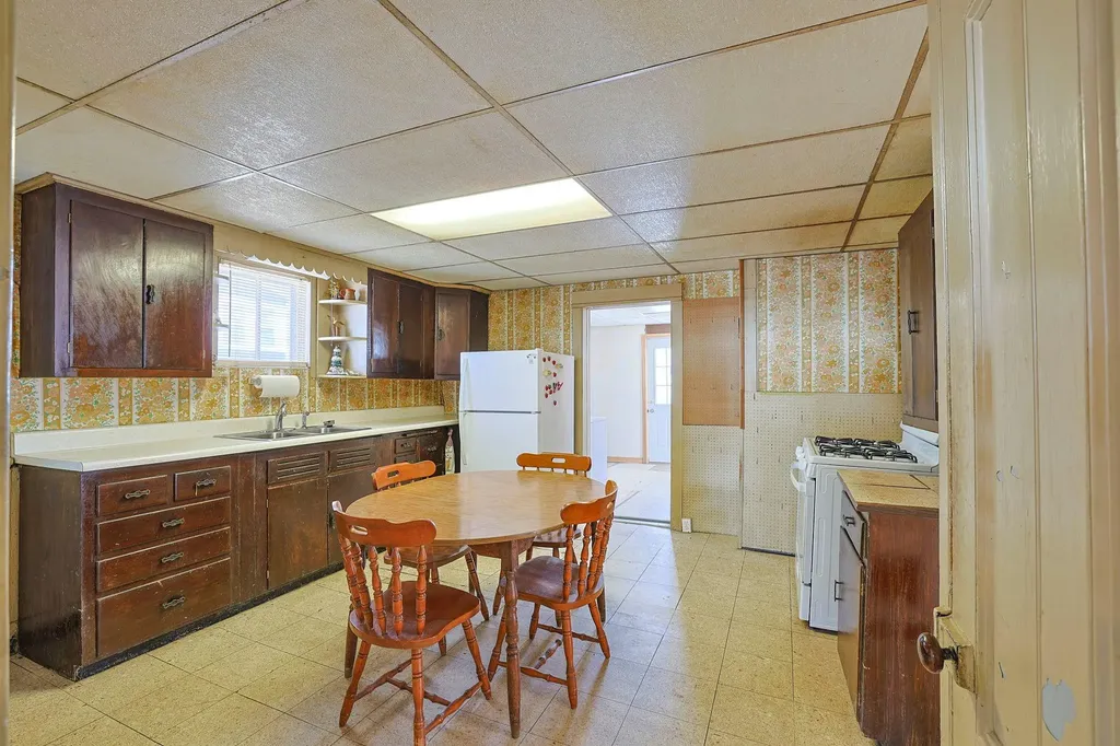 16 Myrtle Avenue Middletown NY 10940