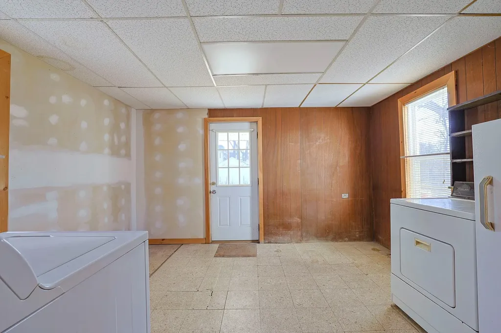 16 Myrtle Avenue Middletown NY 10940