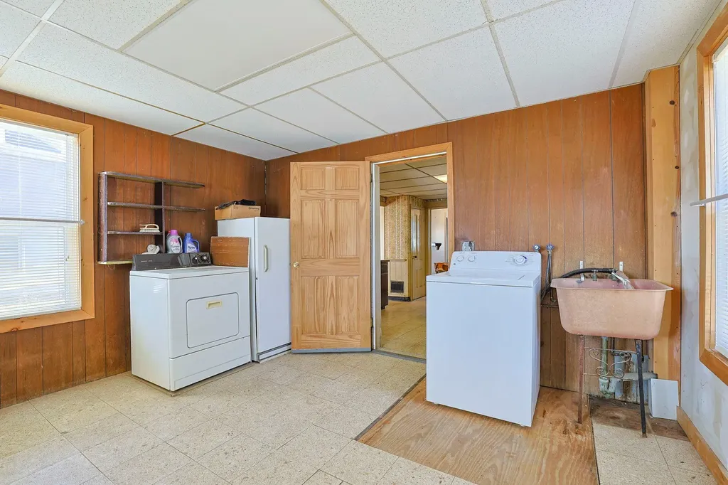 16 Myrtle Avenue Middletown NY 10940