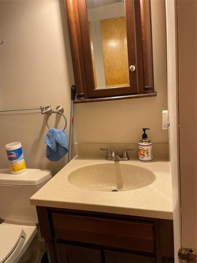528 Fox Run Lane Carmel NY 10512
