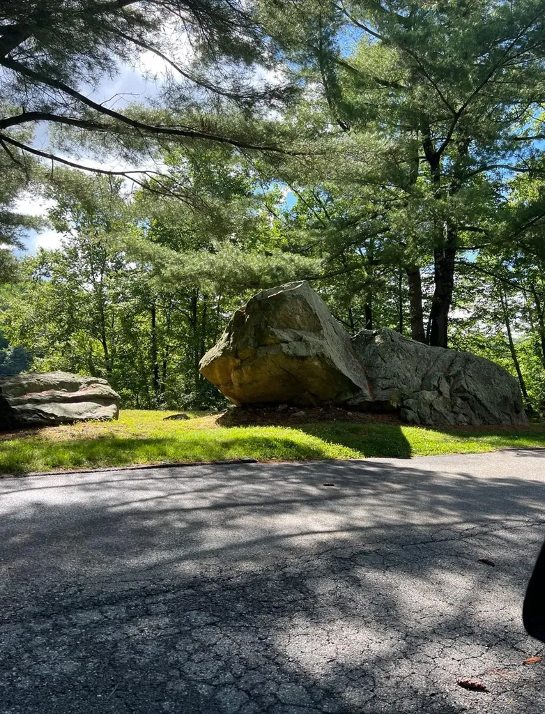 528 Fox Run Lane Carmel NY 10512