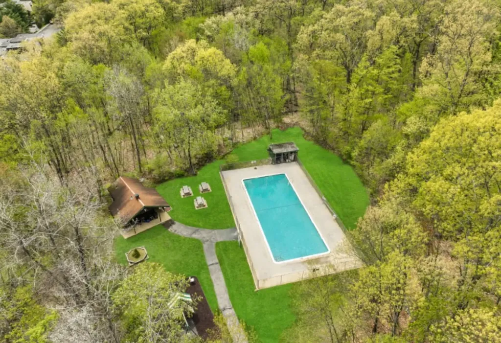 528 Fox Run Lane Carmel NY 10512