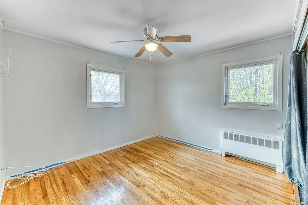 4 Kent Place Plainview NY 11803