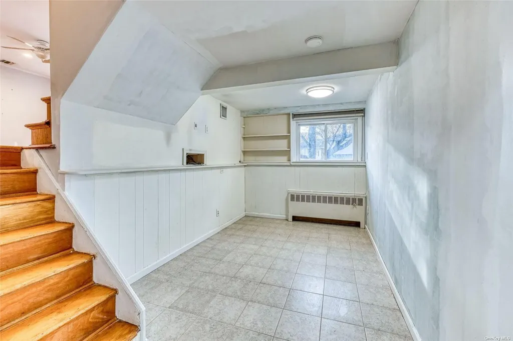 4 Kent Place Plainview NY 11803