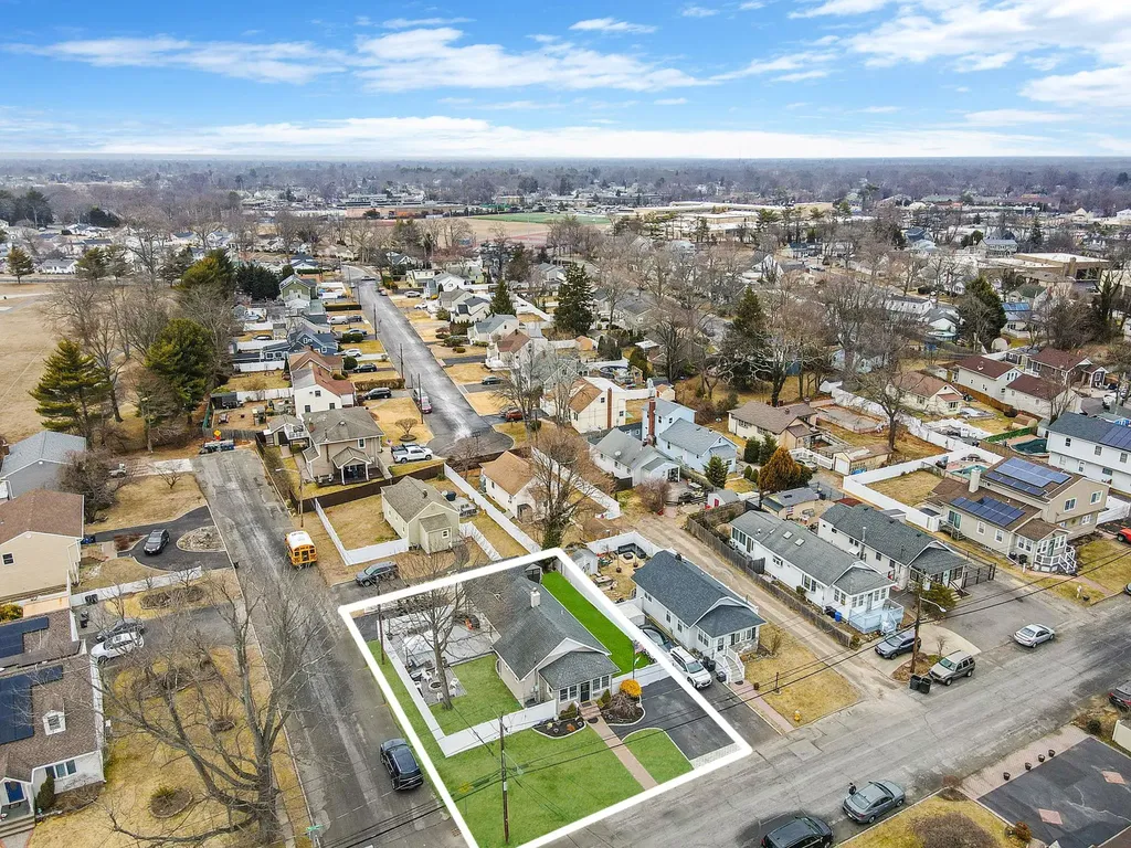 109 Muncy Avenue West Babylon NY 11704